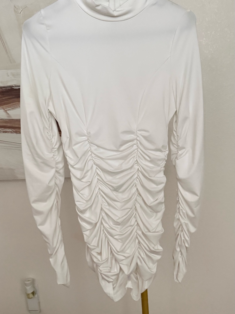Women's White Ruched Long-Sleeve Top